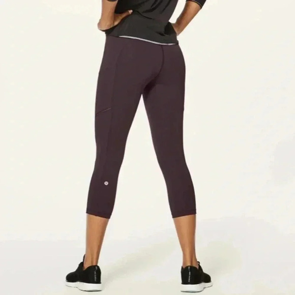 Lululemon speed up crop 21” - Picture 1 of 17